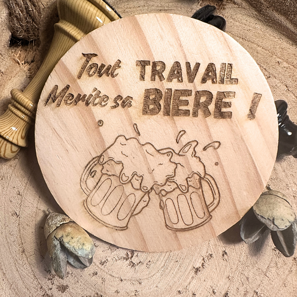 Dessous de Verre - Tout travail